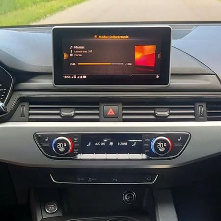 Folia do Audi A4 2016 - 2020 na radio 12.3" - MATOWA