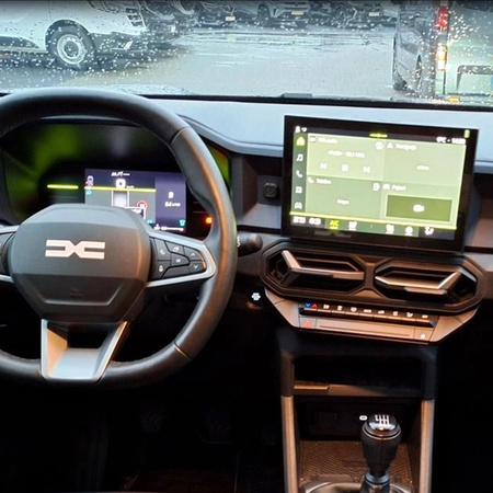 Folia do Dacia Duster 2024 na radio 10" + zegary - MATOWA